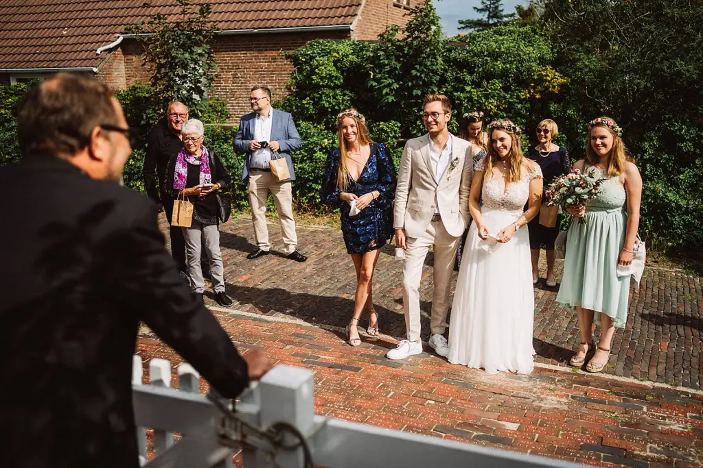 Hochzeitsfotograf Langeoog – Braut und Bräutigam kurz vor der Trauung