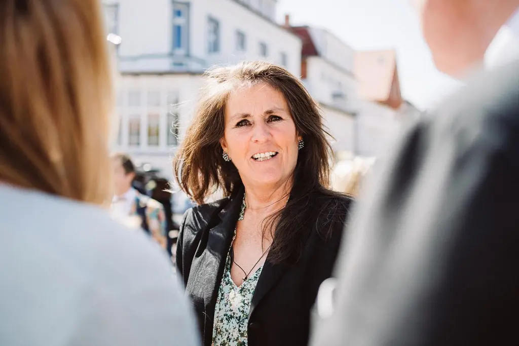 Gratulationen bei einer Hochzeit auf der Insel Juist