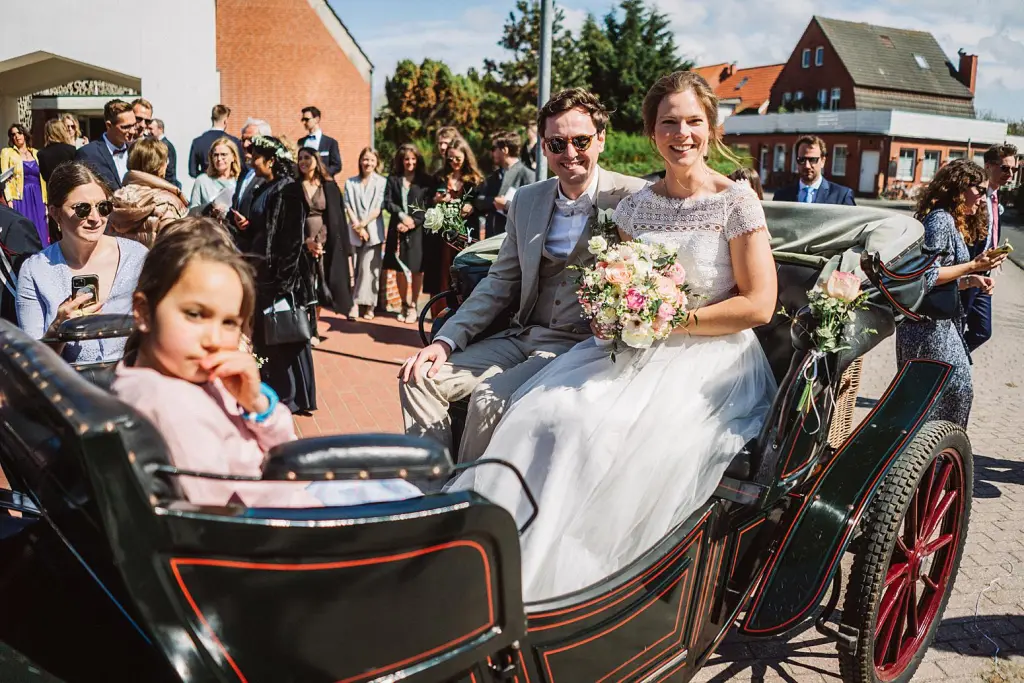 Hochzeitskutsche auf der Insel Juist