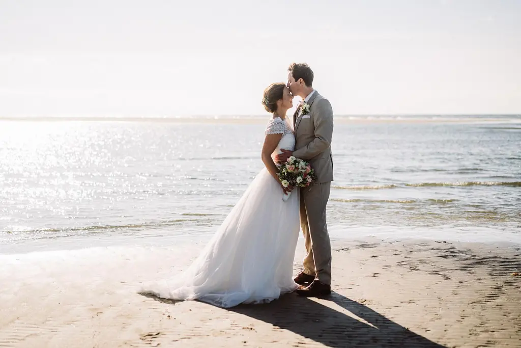 Hochzeitsfoto am Strand der Insel Juist
