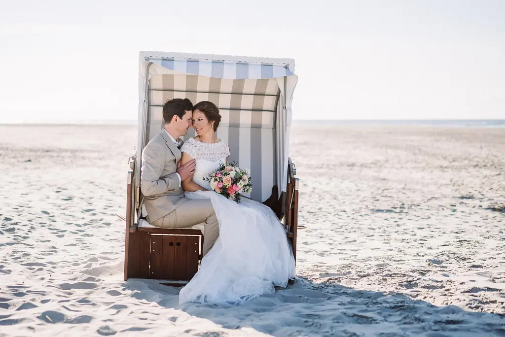 Hochzeitsfoto am Strand der Insel Juist
