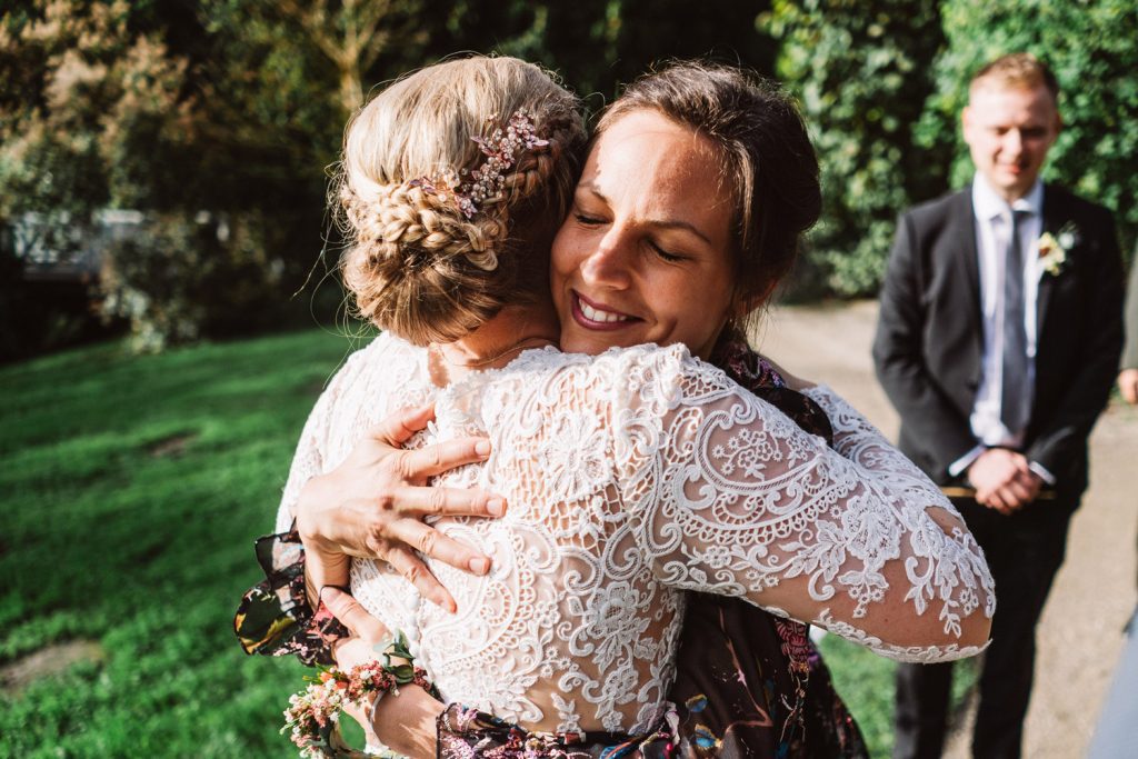 Gratulationen Hochzeit Lütetsburg – natürliche Hochzeitsreportage