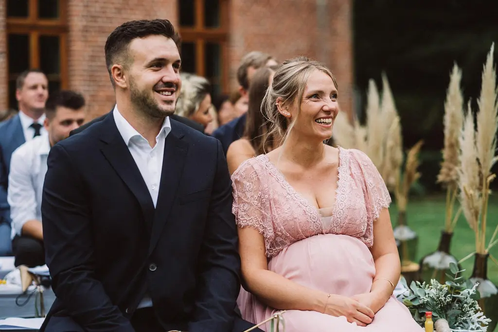 Hochzeitsgäste bei einer freien Trauung Freien Trauung in Norden bei Aurich