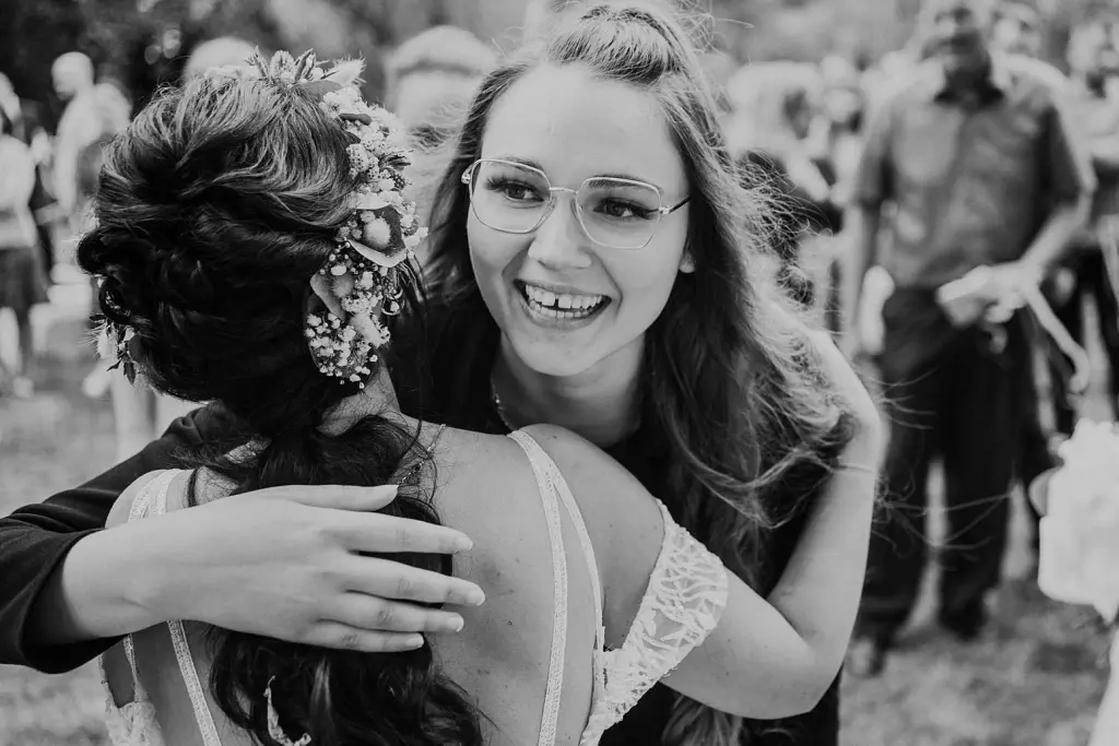 Gratulationen bei einer freien Trauung in Norden