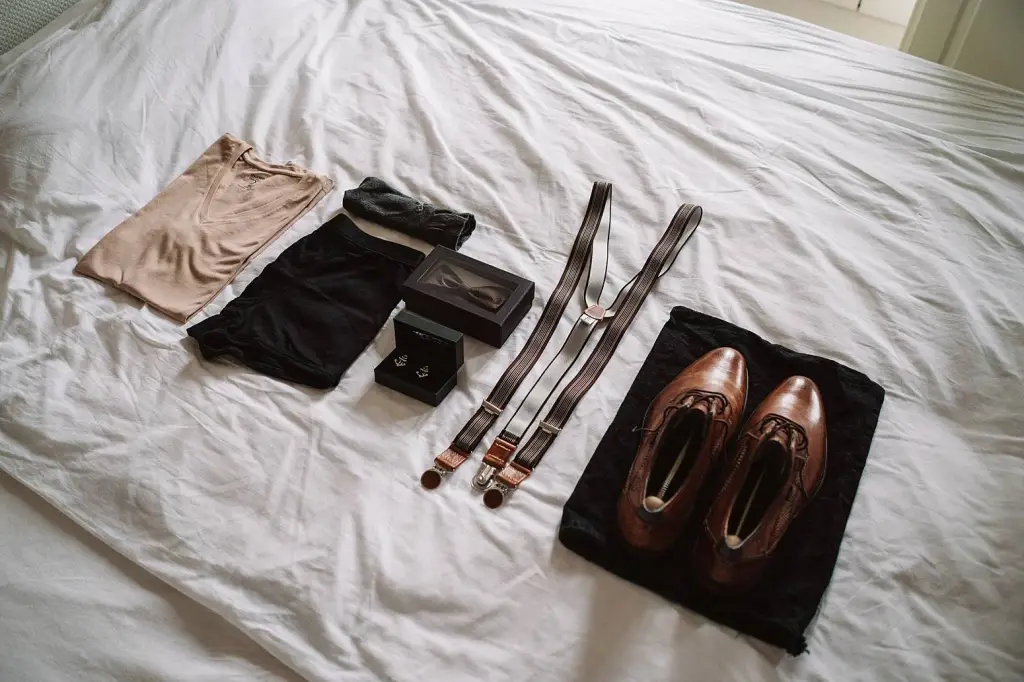 Hochzeitsfotograf Norderney – Hochzeitsutensilien und Accessoires vor der Trauung