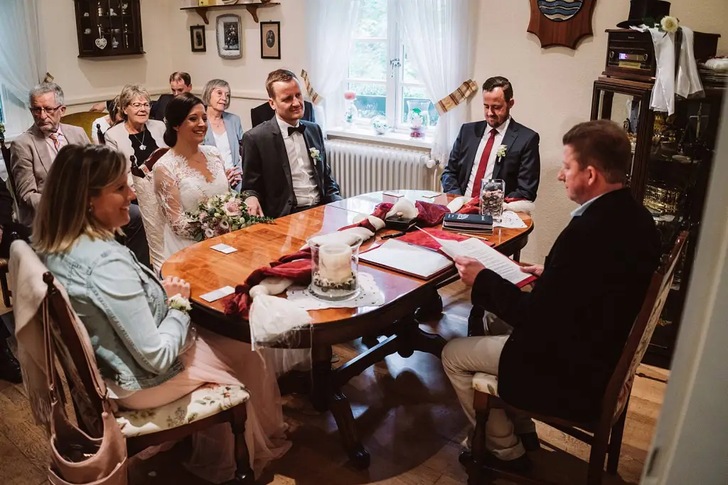 Hochzeitsfotograf Norderney – Standesamtliche Trauung mit Familie und Gästen