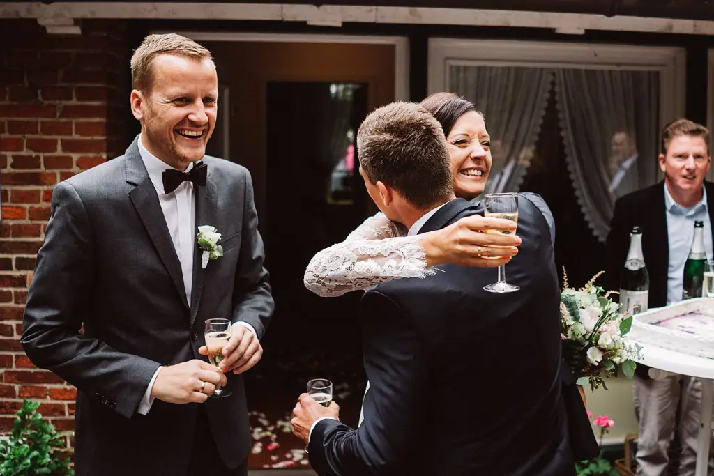 Hochzeitsfotograf Norderney – Sektempfang nach der Trauung