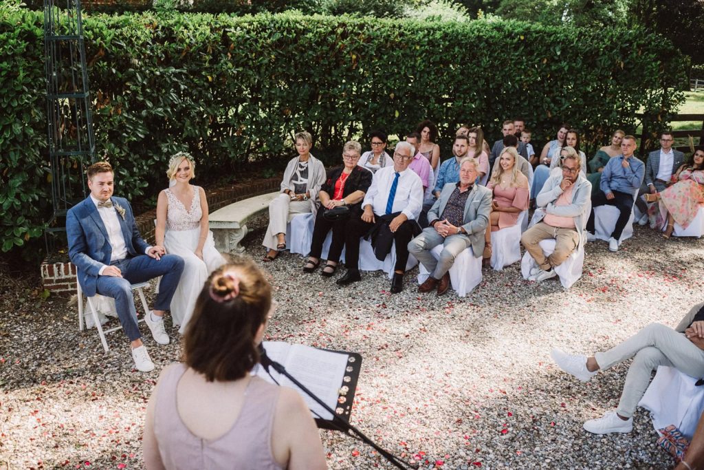 Zeremonie eine freien Trauung in Emden