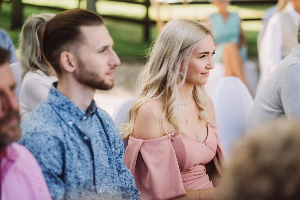 Hochzeitsgäste in Emden