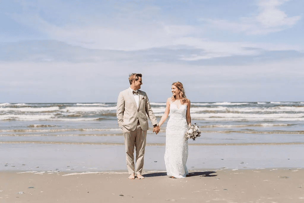Hochzeitsfotograf am Strand von Langeoog – Brautpaarshooting an der Nordsee mit Elmar Tapper