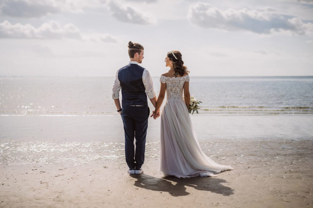 Brautpaar am Meer – Hochzeitsfotograf Norderney Elmar Tapper