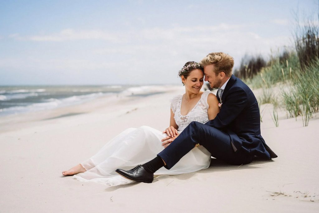 Hochzeitsfotograf Wangerooge - Hochzeitsfoto am Strand