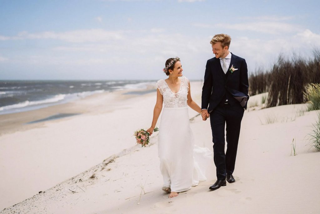 Brautpaar am Strand Wangerooge