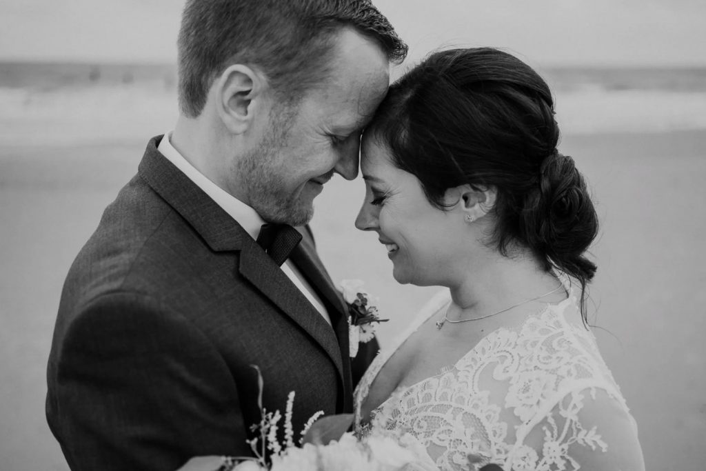 Inselhochzeit auf Norderney – Trauung in der Hochtiedsstuv mit Dünen und Nordseelicht