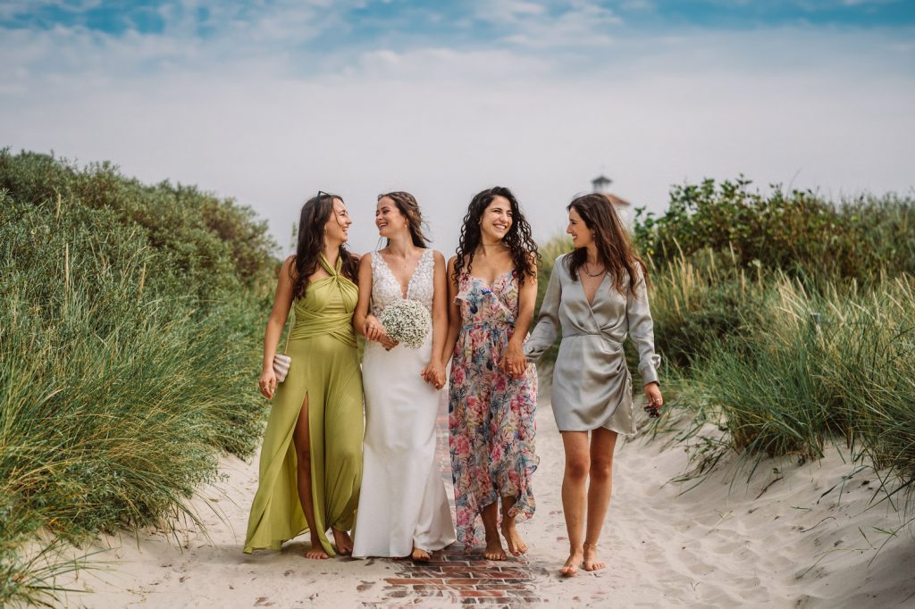 Gruppenfoto am Strand – Hochzeitsfotograf Langeoog Elmar Tapper